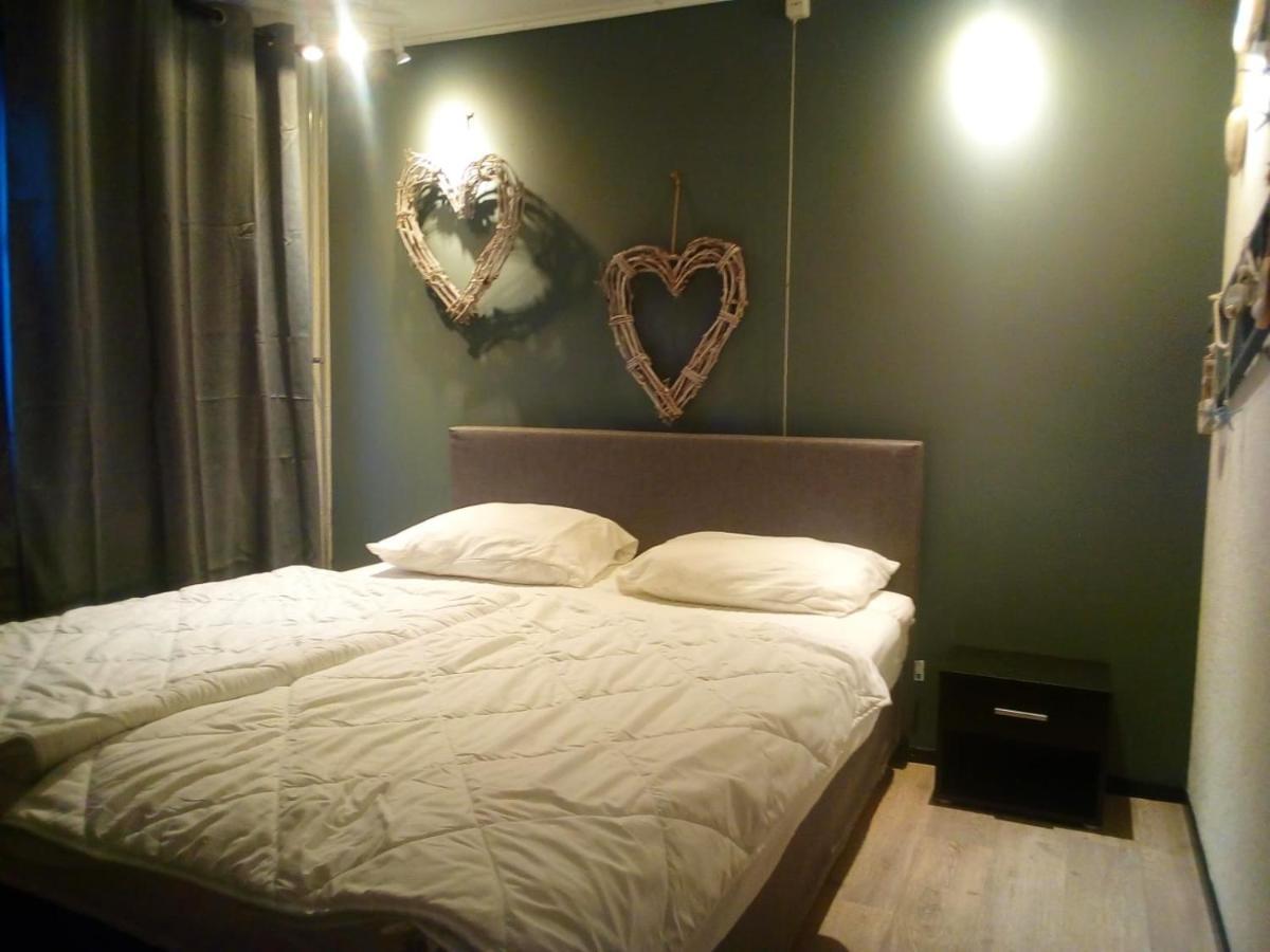 Het Dobbertje, Charmant Houten Huisje Sint Maartensvlotbrug Ngoại thất bức ảnh